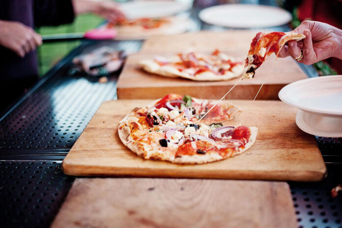 mobile wood fired pizza catering sydney